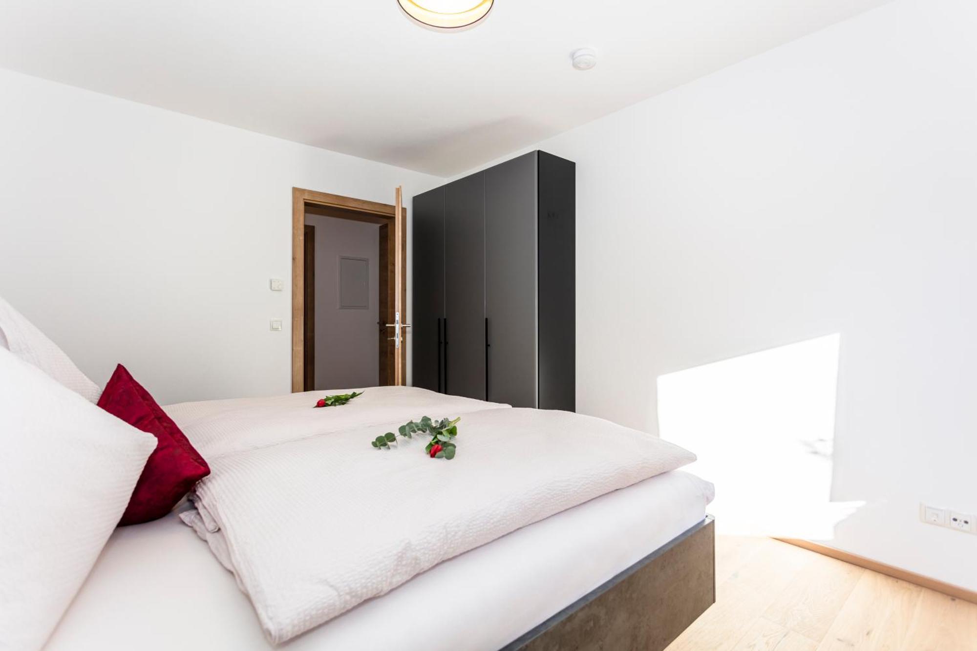 Stoamat Appartements Lofer Szoba fotó
